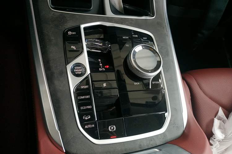 Used BMW X5 2023 xDrive 30Li Luxury M Sport Package