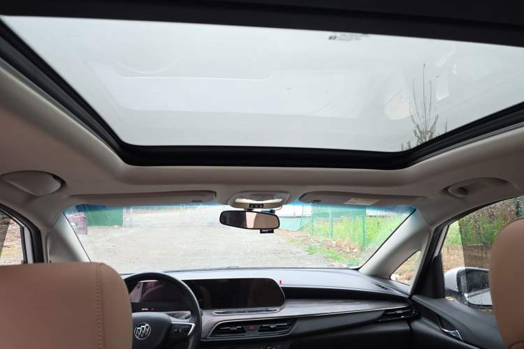 Used Buick GL6 2021 323T Mild Hybrid Connect Luxury Model Headliner