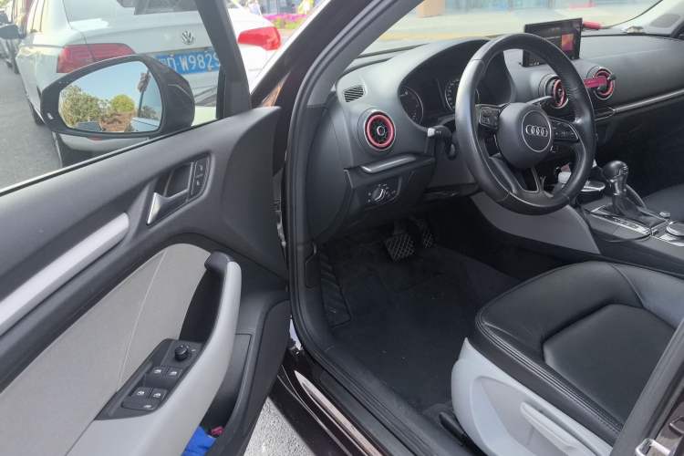 Used Audi A3 2019 Limousine 35 TFSI Ambition China V
