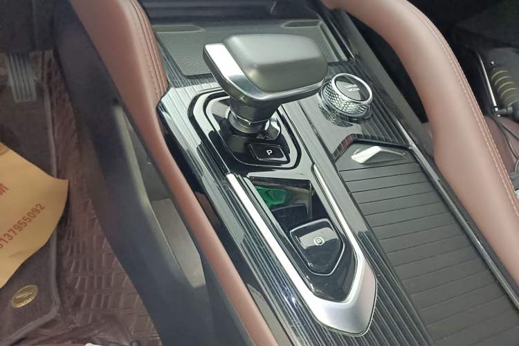 Used Geely Auto Monjaro L 2021 2.0TD DCT EVO Two-Wheel Drive Smart Luxury Version
