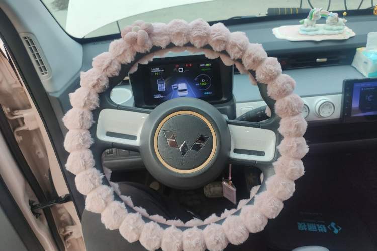 Used Wuling Hongguang MINIEV 2022 GAMEBOY 200km Gaming Edition with Lithium Iron Phosphate
