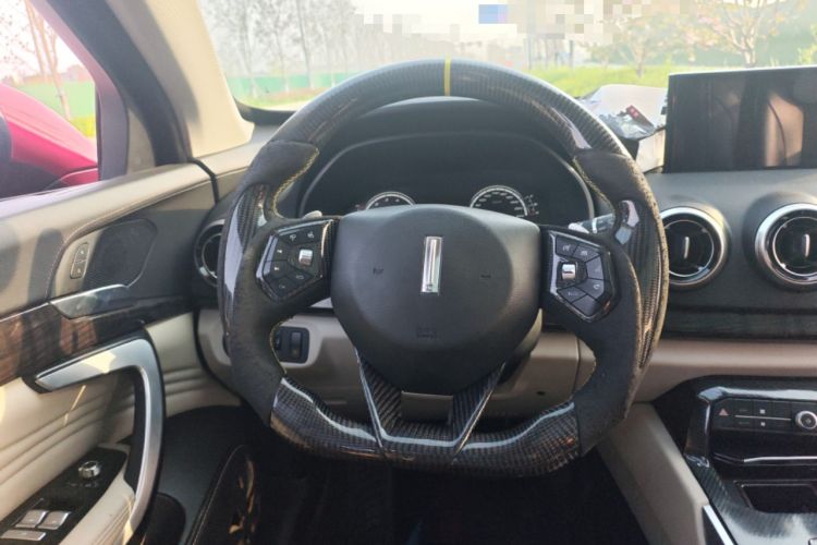 Used Wey VV7 2017 2.0T Ultra-Luxury Version
