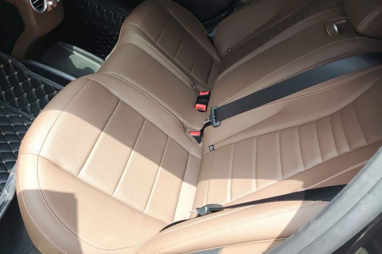 Used Mercedes-Benz E-Class 2019 E 260 L Sport Edition Left Rear Seat