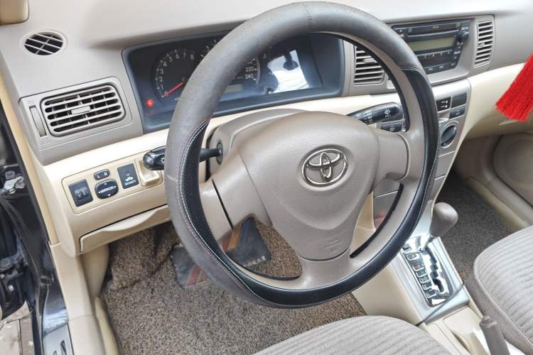 Used Toyota Corolla EX 2011 1.6L Automatic Luxury Edition Steering Wheel