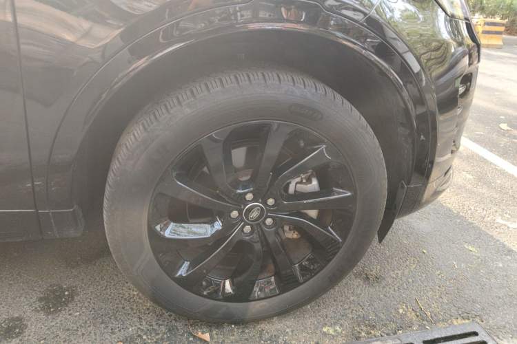 Used Land Rover Discovery Sport 2024 Performance Tech Edition
