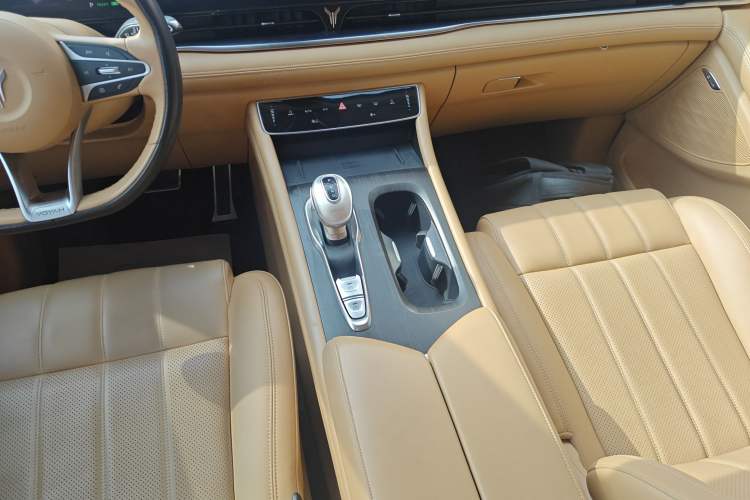 Used VOYAH Dream 2022 Low-Carbon Edition Plus Intelligent Driving Package
