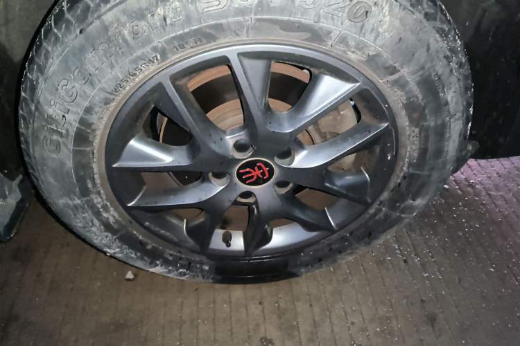 Used BYD Song 2018 1.5TID Automatic Smart Connect Prestige Model
