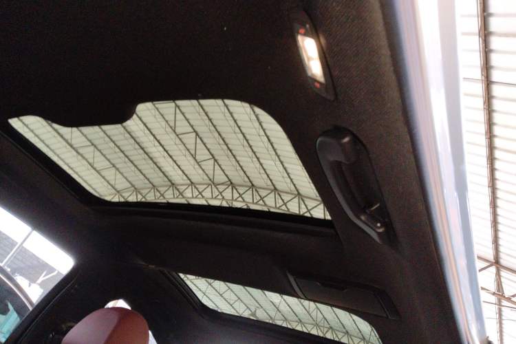 Used BMW 5 Series 2018 Facelifted 530Li xDrive M Sport Package
