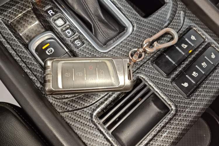 Used GAC Trumpchi GS7 2017 320T Two-Wheel-Drive Luxury Smart Connectivity Model