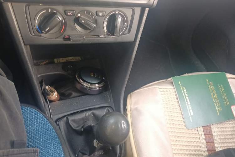 Used Volkswagen Jetta 2013 1.6L Manual Fashion Edition
