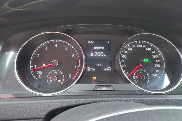 Used Volkswagen Golf 2017 230TSI Automatic Luxury Million-Vehicle Commemorative Edition
