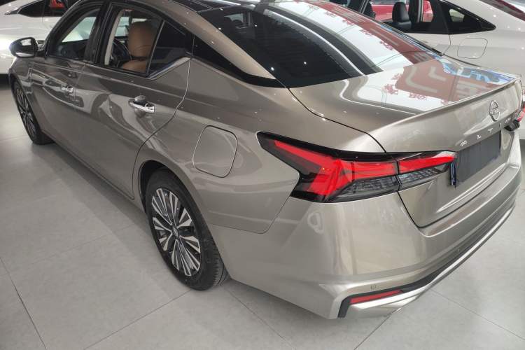 Used Nissan Teana 2022 2.0L XL-TLS Enjoyment Edition