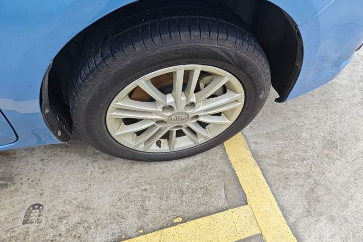 Used BYD e5 2018 Travel Edition

