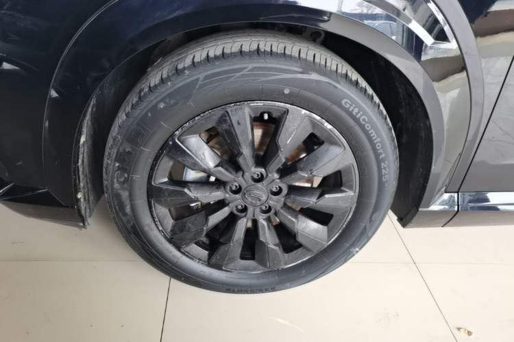 Used GAC Trumpchi EMKOO 2022 1.5T Supernova Pro Edition Left Front Wheel Hub