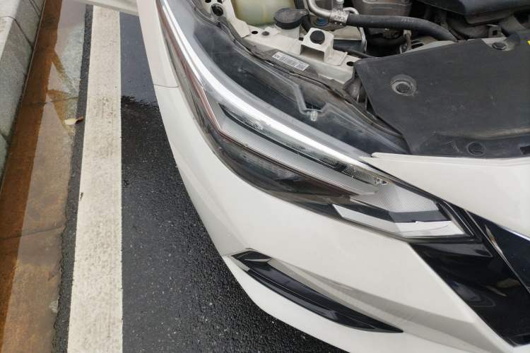 Used Nissan Sylphy 2022 1.6L XL CVT Enjoyment Edition Right Front Headlight