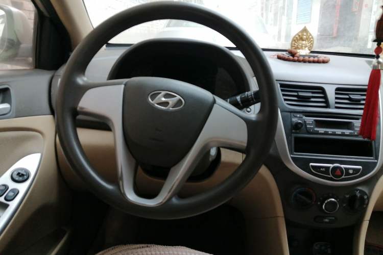 Used Hyundai Verna (older generation) 2010 Sedan 1.4L Manual Comfort GS
