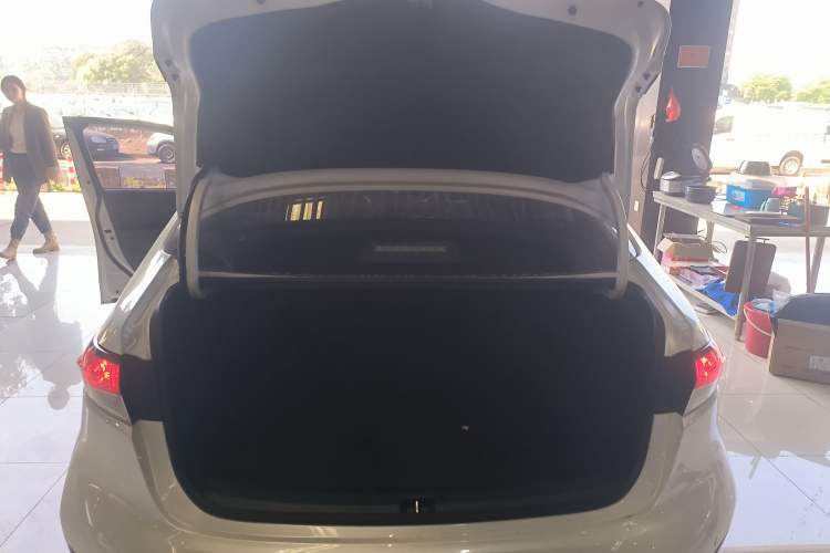 Used Toyota Levin 2022 185T CVT Luxury Edition
