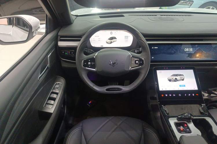 Used ARCFOX Alpha T6 2025 688MAX 175kW