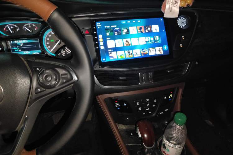 Used Buick Envision 2016 20T Two-Wheel-Drive Elite Model Audio And AC Panel