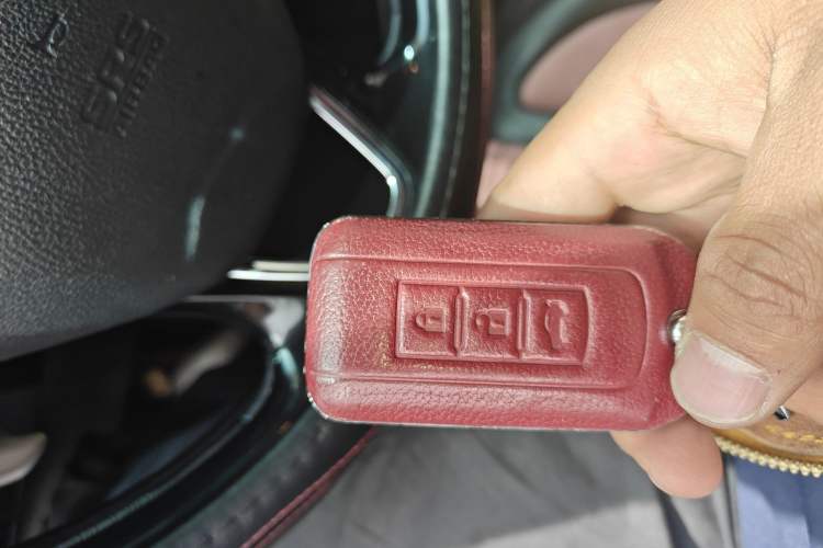 Used Mitsubishi Outlander 2019 2.4L 4x4 Zhi Xiang Edition 5 Seats China V Emission Standard
