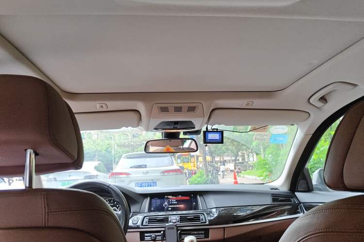 Used BMW 5 Series 2014 535Li Leading Model Headliner