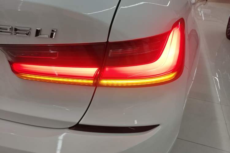 Used BMW 3 Series 2021 Facelifted 325Li M Sport Night Edition Package