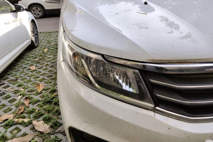 Used Jinbei F50 2017 1.6L Manual Luxury Model Right Front Headlight