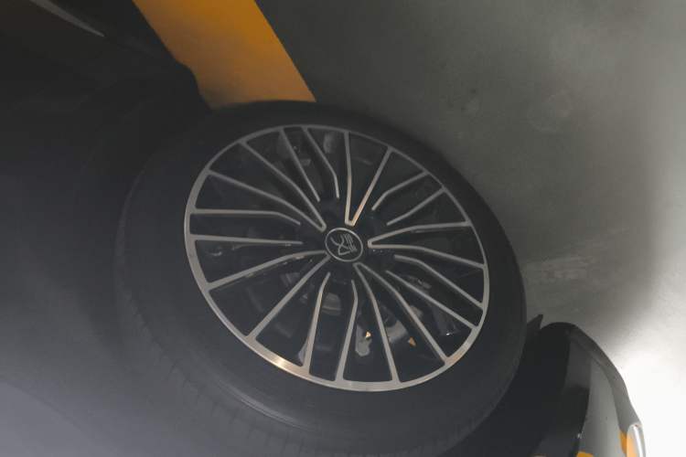 Used BYD Han 2020 EV Long-Range Luxury Model
