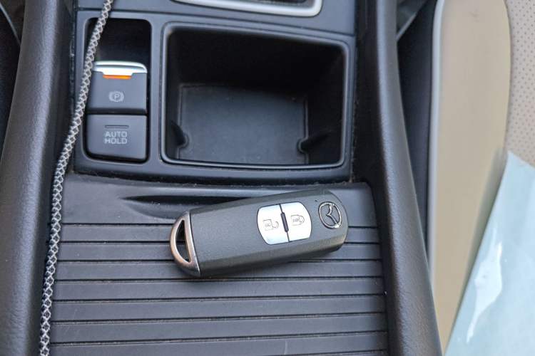 Used Mazda CX-4 2016 2.0L Automatic 2WD Blue Sky Dynamic Edition Vehicle Key