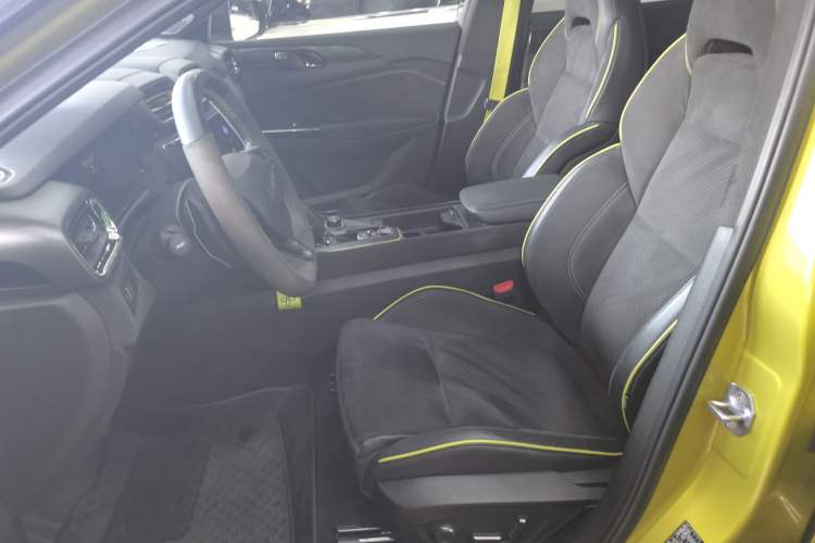 Used Lynk & Co 03 2019 03+ 2.0TD Automatic Wind-Chasing Edition
