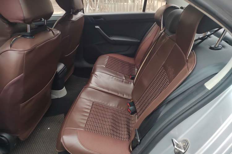 Used Skoda Rapid 2016 1.4L Manual Front-Wheel Drive Model