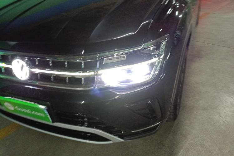 Used Volkswagen Teramont 2021 380TSI Four-Wheel Drive Prestige Luxury Edition Left Front Headlight