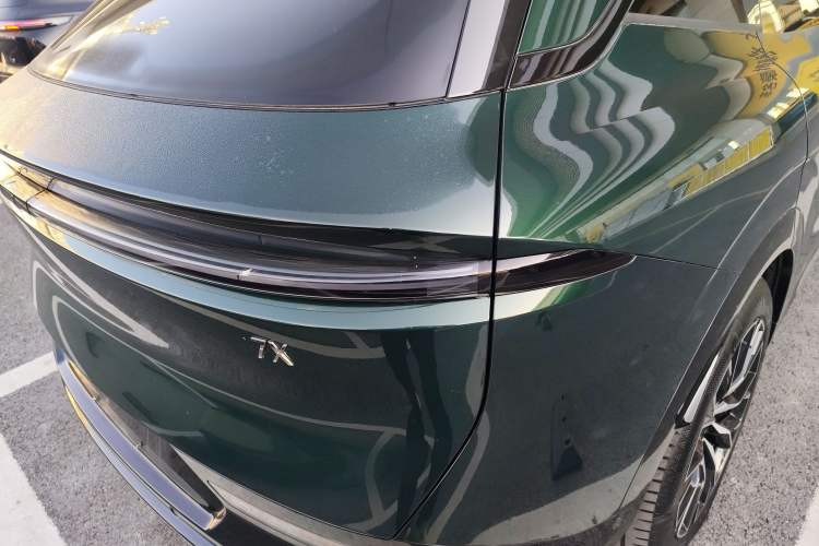 Used Zeekr 7X 2025 100 kWh Long-Range Rear-Wheel Drive with Intelligent Driving Features