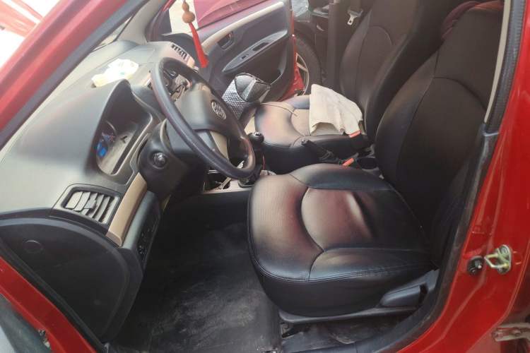 Used FAW Weizhi V5 2013 1.5L Manual Elite Model China IV Standard Left Front Seat