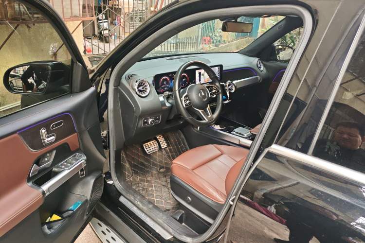 Used Mercedes-Benz GLB 2020 Facelift GLB 200 Fashion Edition Driver Seat