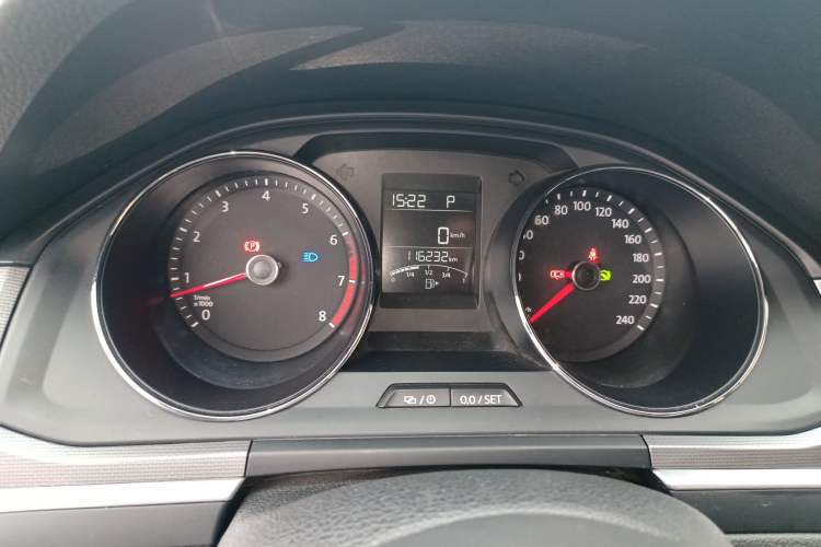 Used Volkswagen Bora 2016 1.6L Automatic Fashion Model Instrument Cluster