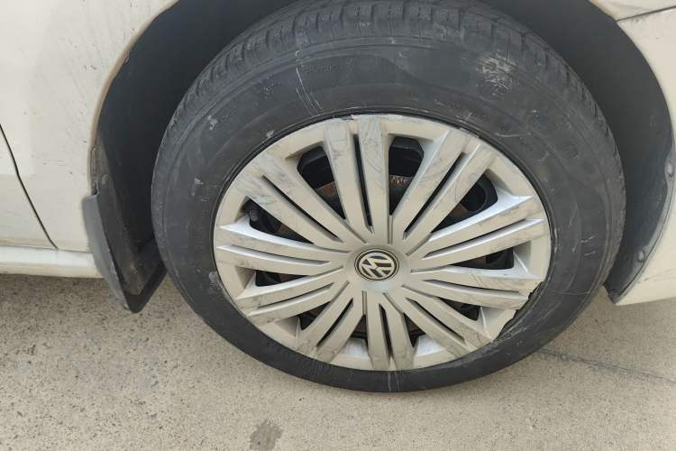 Used Volkswagen Polo 2016 1.6L Automatic Comfort Model
