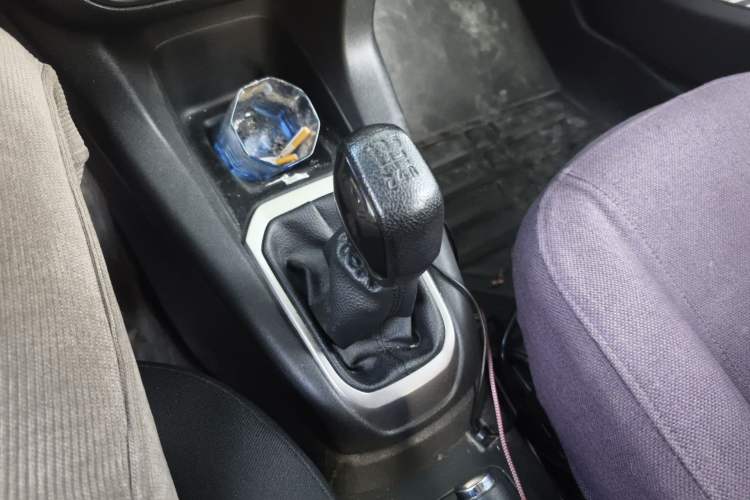 Used Peugeot 301 2014 1.6L Manual Comfort Edition