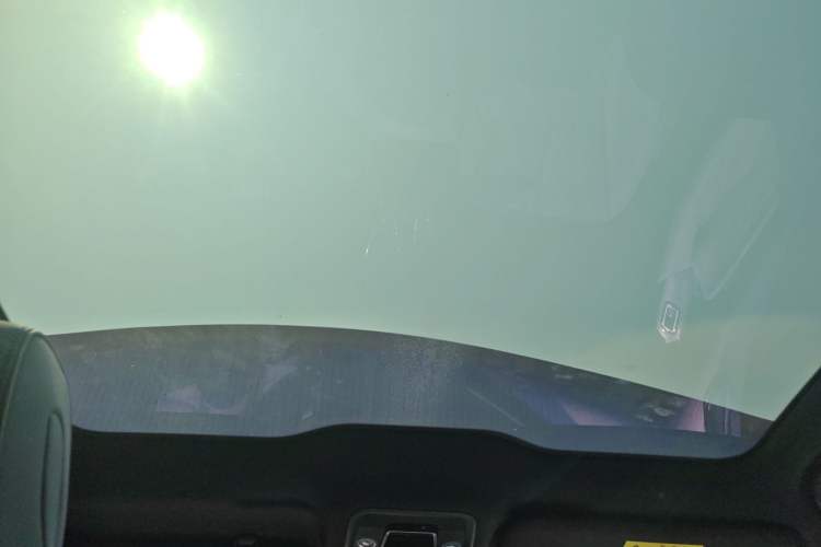 Used BYD Seal 2022 700 km Long-Range Rear-Wheel-Drive Version Headliner