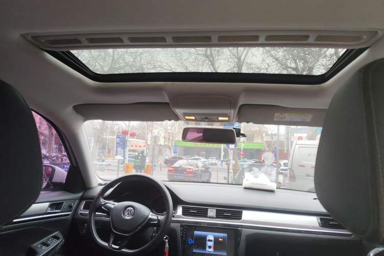 Used Volkswagen Bora 2017 230TSI Automatic – Two-Millionth Vehicle Commemorative Edition
