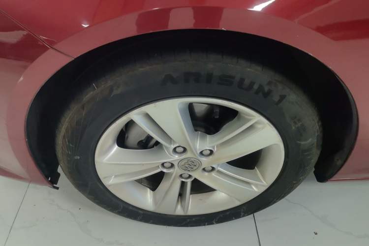 Used Buick Regal 2017 20T Luxury Model Left Front Wheel Hub