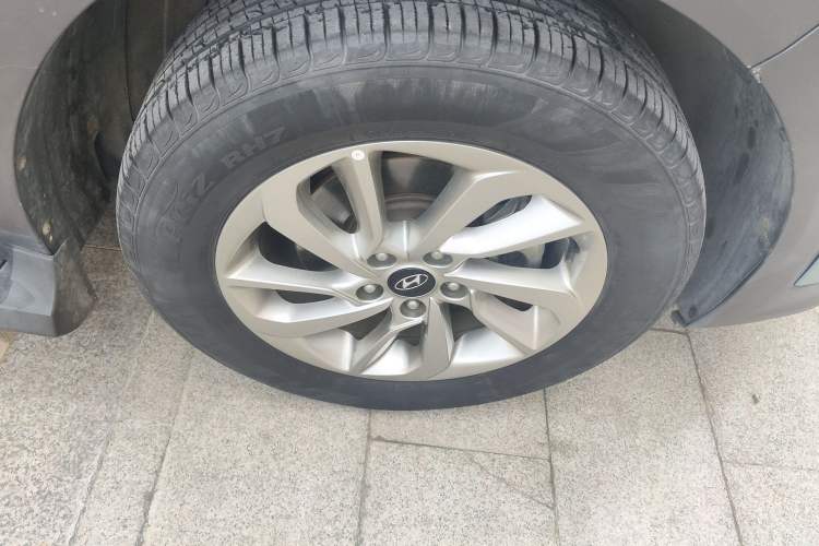 Used Hyundai Tucson 2015 1.6T Dual-Clutch Two-Wheel-Drive Smart Model