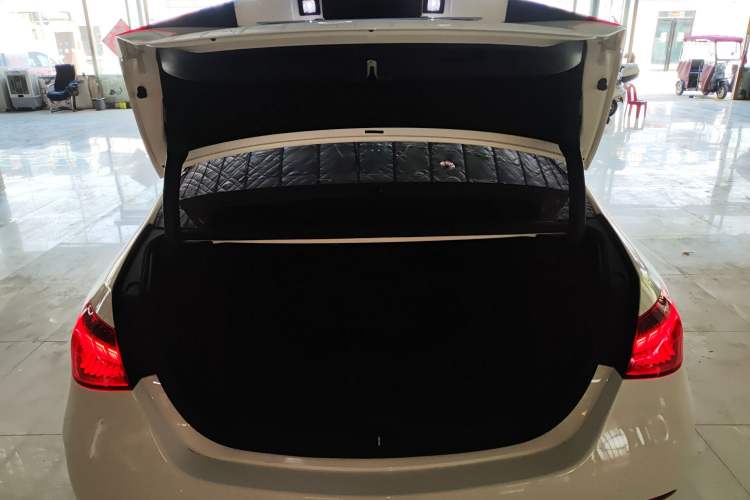 Used Mercedes-Benz C-Class 2022 Restyled C 260 L Sport Edition Trunk