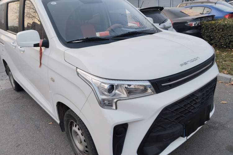 Used Dongfeng Fengon 380 2022 1.5L Standard Edition 7-Seater Passenger Vehicle