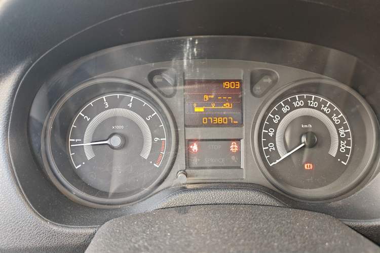 Used Peugeot 301 2016 1.6L Manual Comfort Edition Odometer Close Up