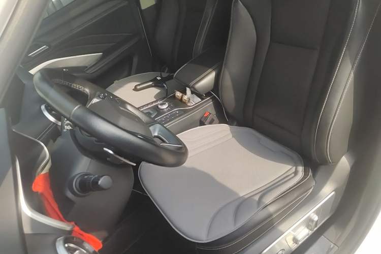 Used Wey VV6 2020 2.0T Two-Wheel Drive Smart Protection+
