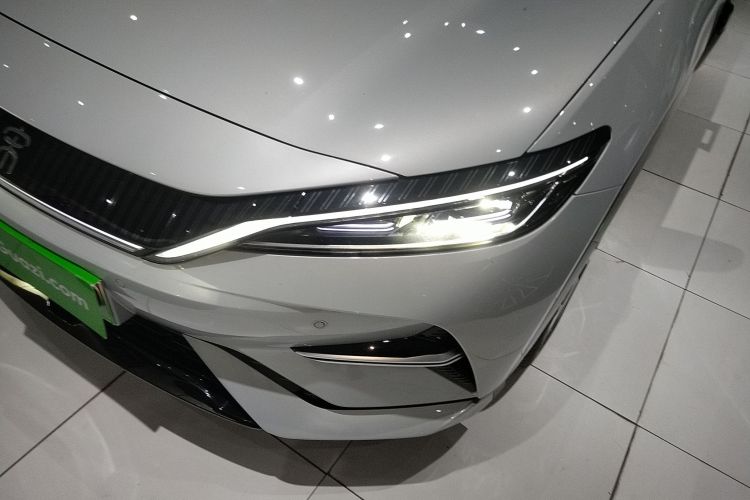 Used BYD Song L EV 2025 Intelligent Driving Version 662 km LiDAR Excellence Edition