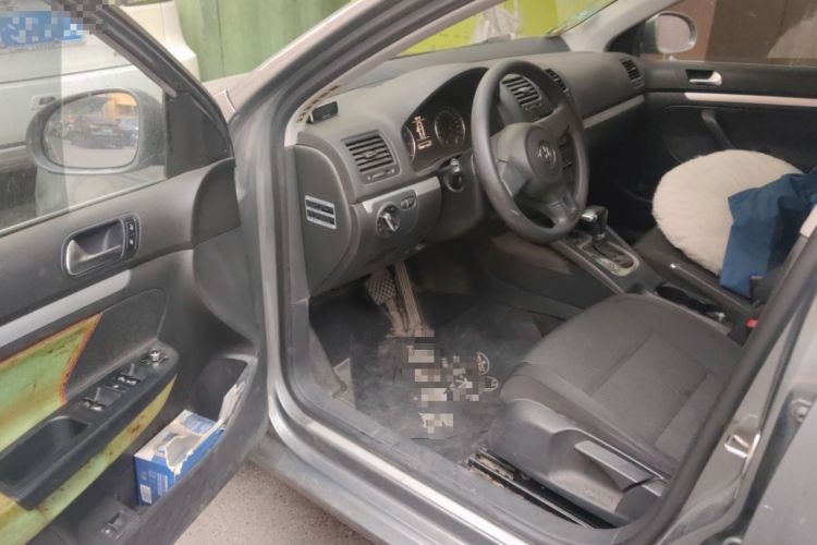 Used Volkswagen Sagitar 2011 1.4 TSI Automatic Tech Model
