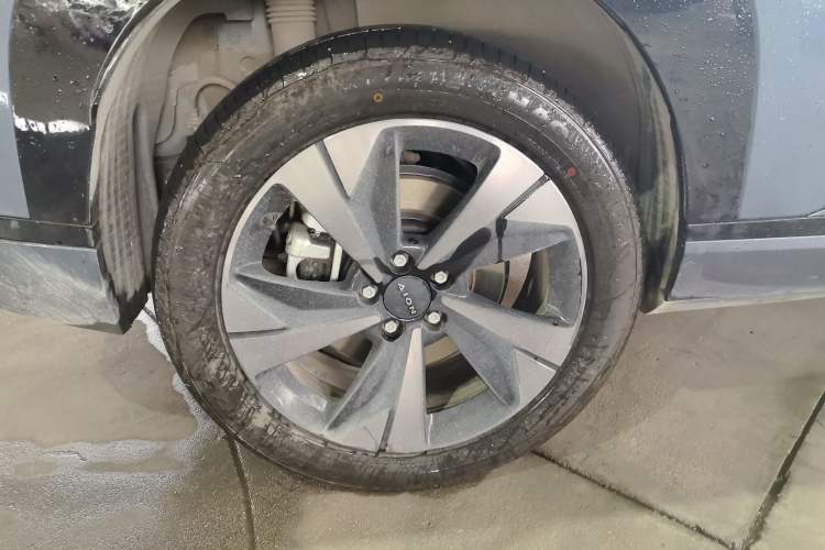 Used AION V 2026 Model Aion Tyrannosaurus Family Edition 520 Zhi Hao Edition
