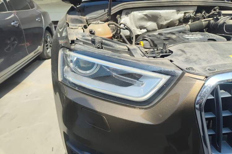 Used Audi Q3 2016 35 TFSI Collection Edition Comfort Model
